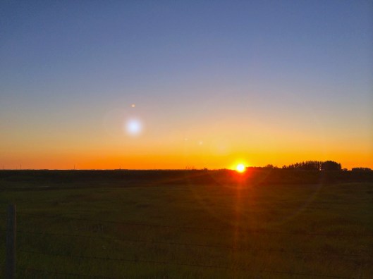 morning sunrise on the prairies