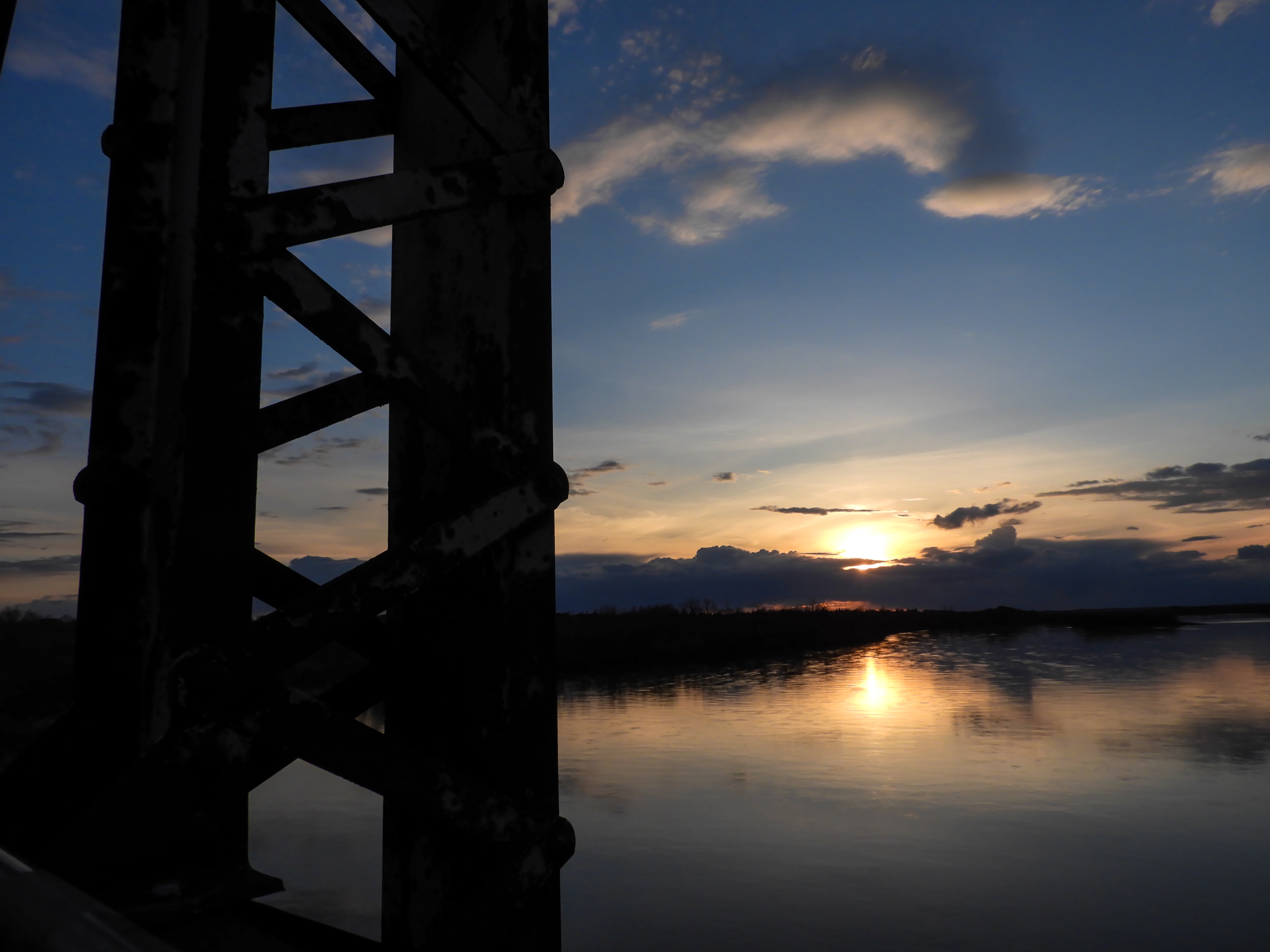 Battleford pedestrian bridge 3