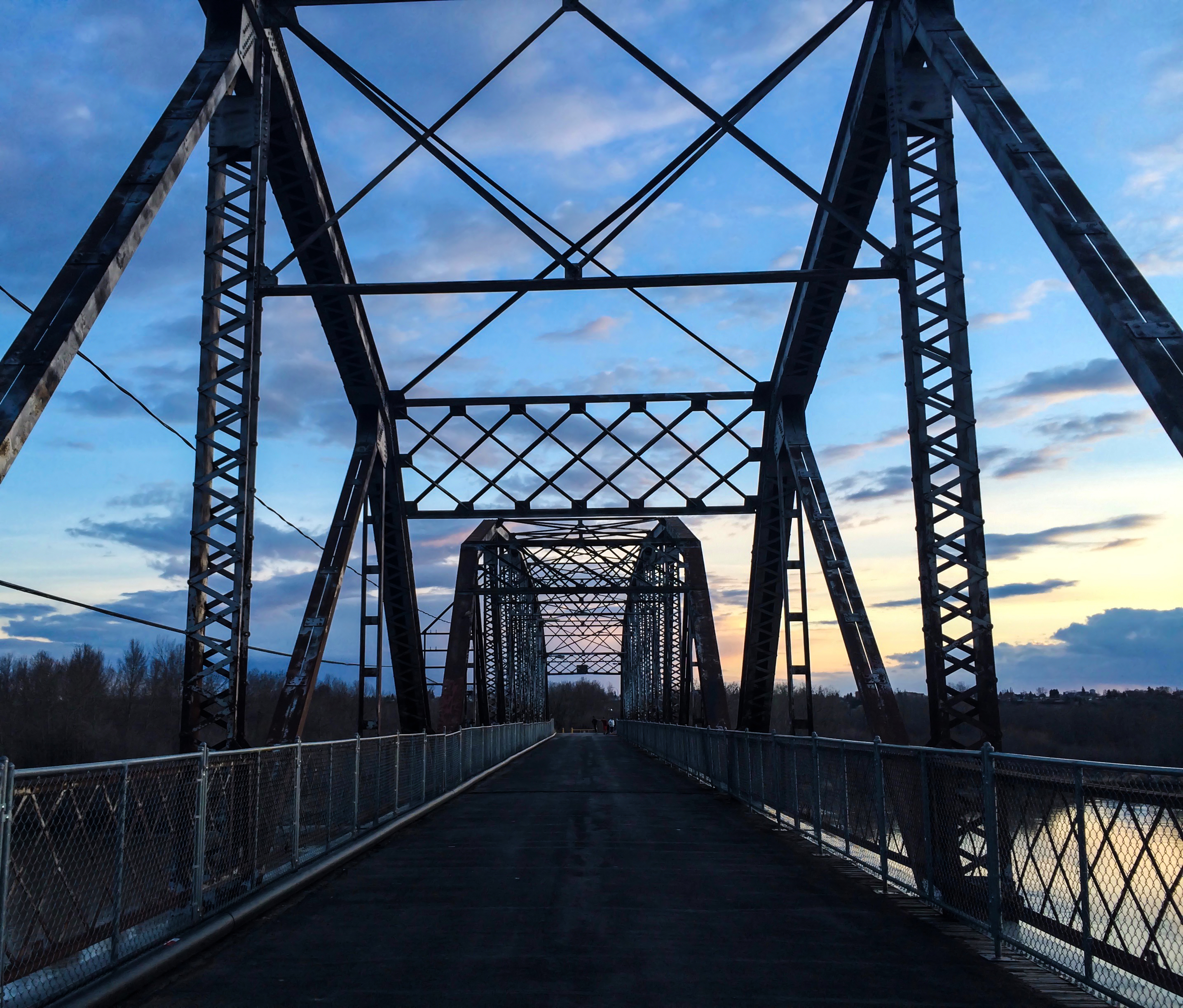 Battleford pedestrian bridge 8